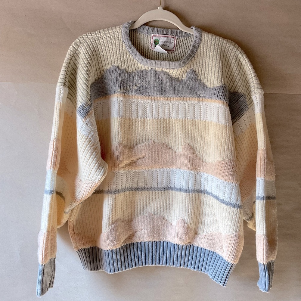 Organically Grown Striped Pastel Sweater. Yellow, gray. Size L.